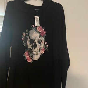 Black pull over skeleton hoodie 2X